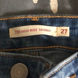 Levi High Rise Skinny